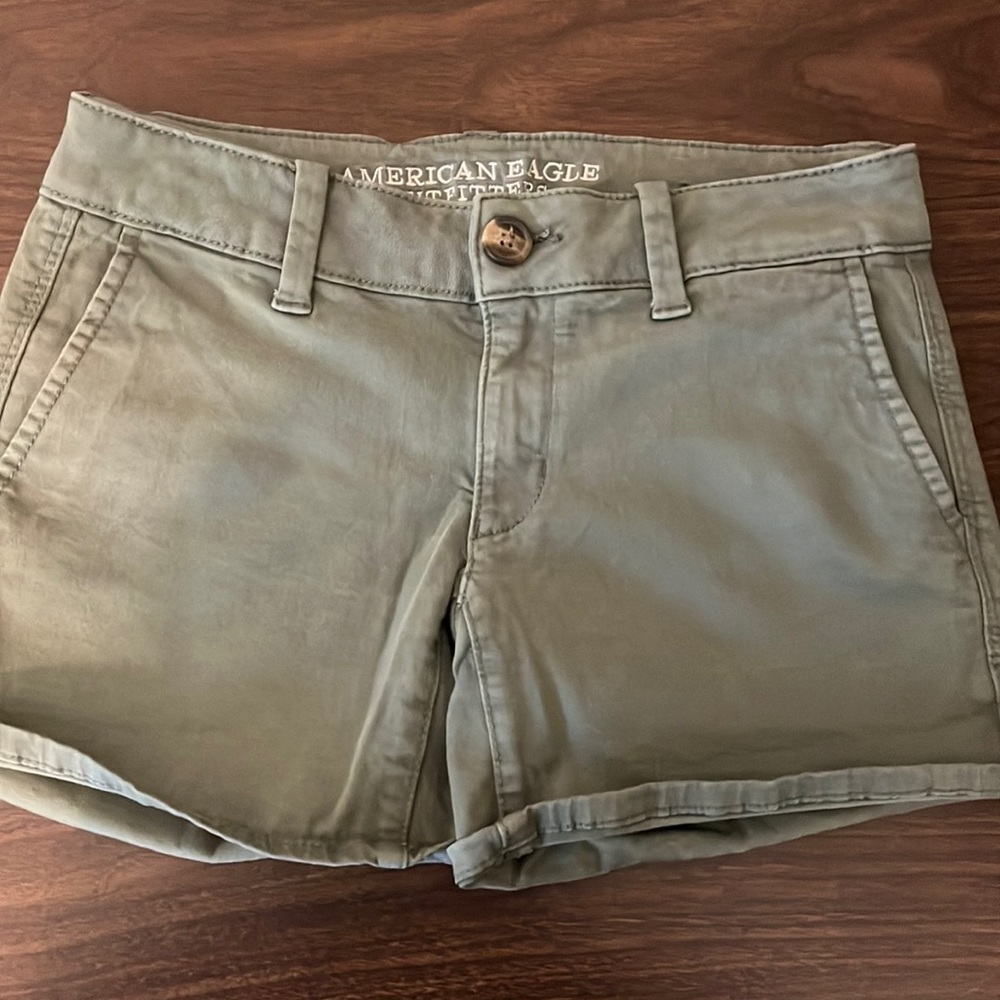 American Eagle Shorts - Super Stretch